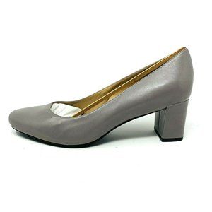 New Naturalizer Womens Keela  Slip-On Block Pump S
